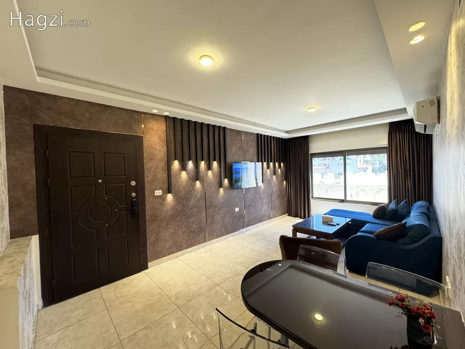 Image slider -  - main image