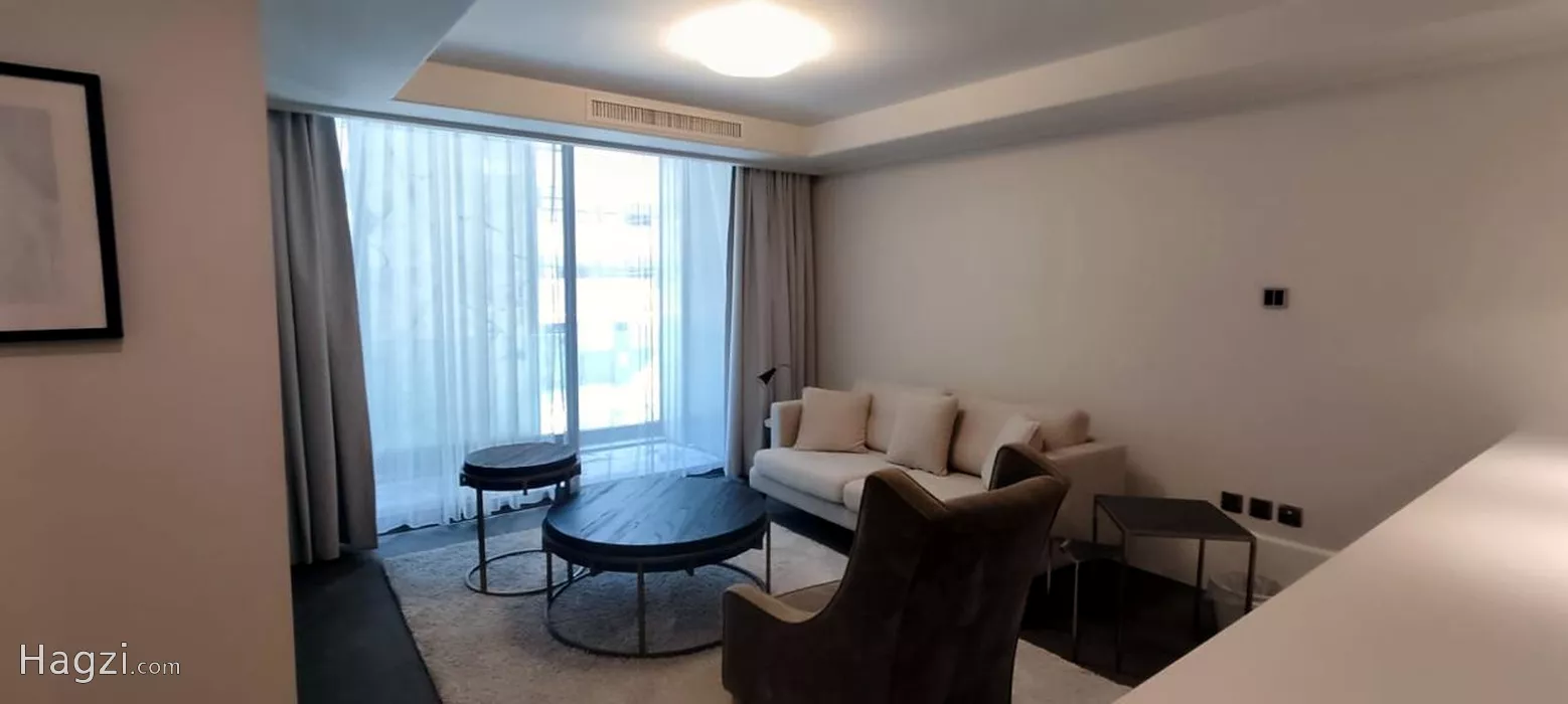 Image slider -  - main image