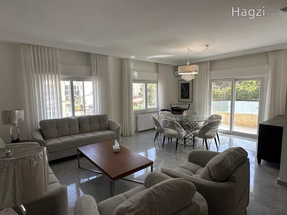 Image slider -  - main image