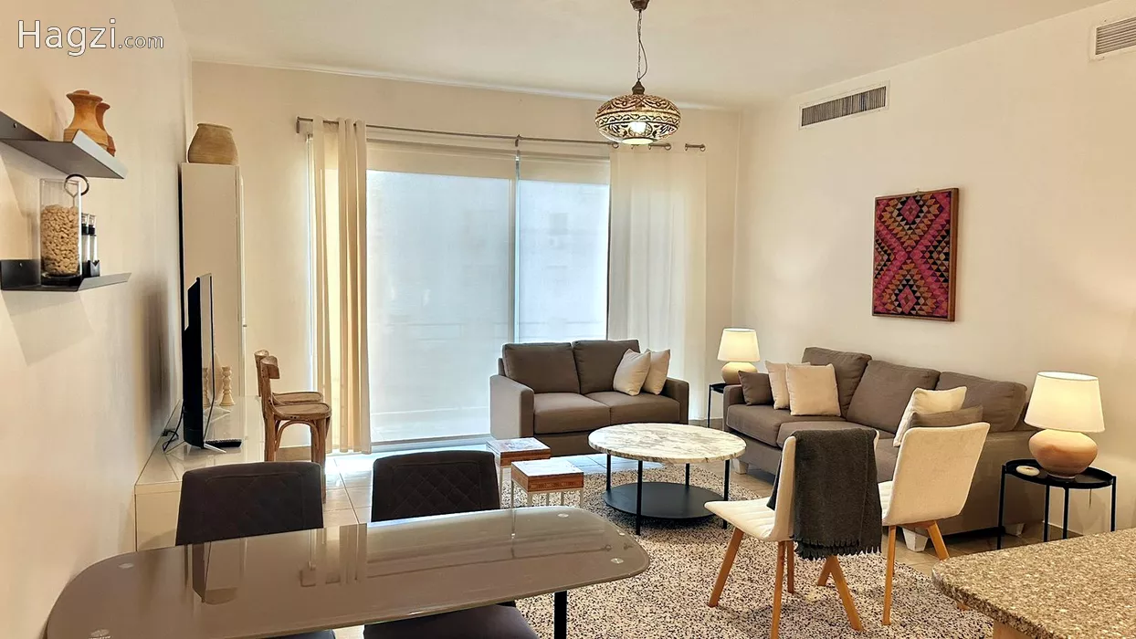 Image slider -  - main image