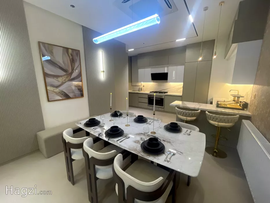 Image slider -  - main image