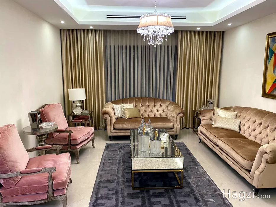 Image slider -  - main image