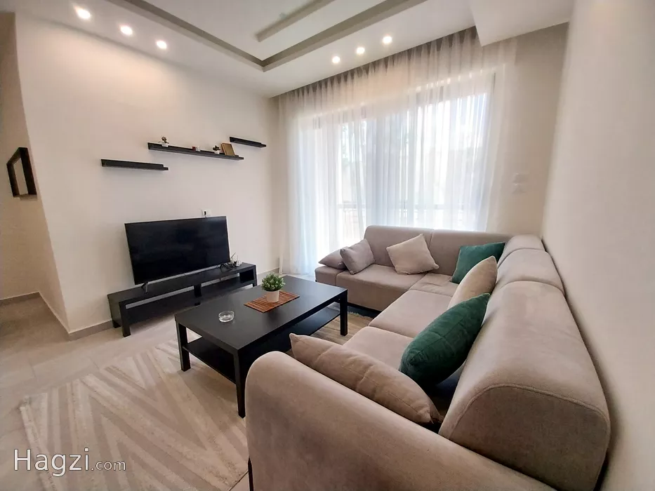 Image slider -  - main image