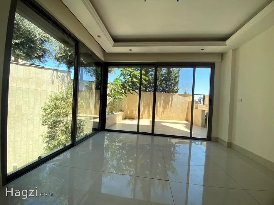 Image slider -  - main image