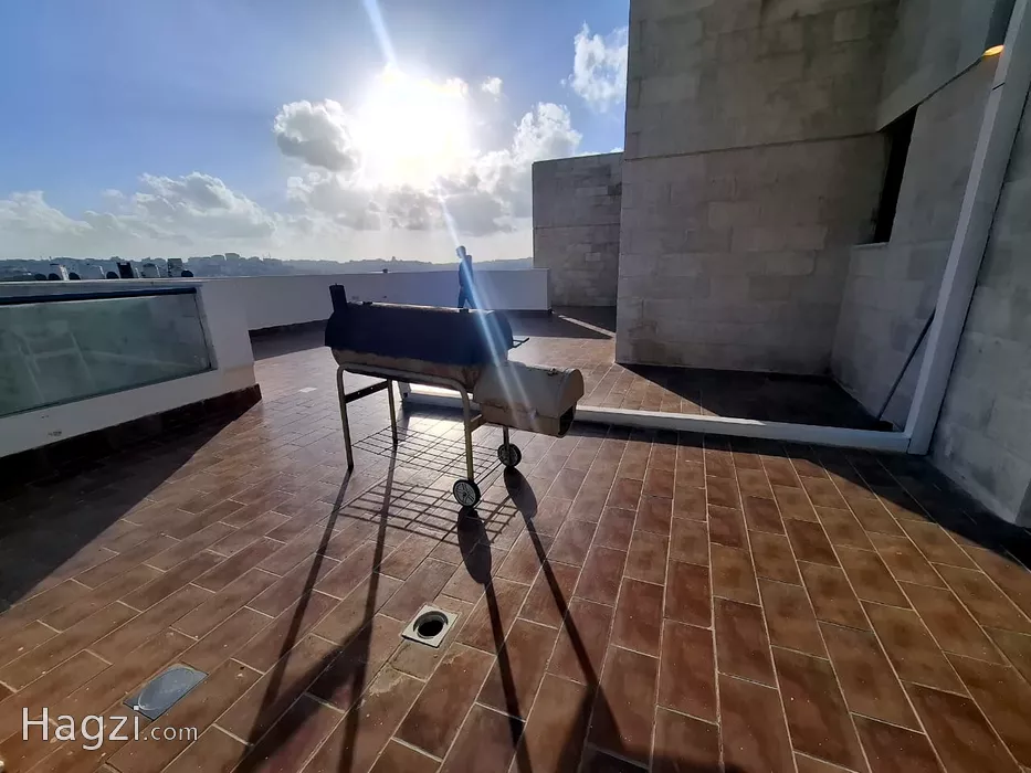 Image slider -  - main image