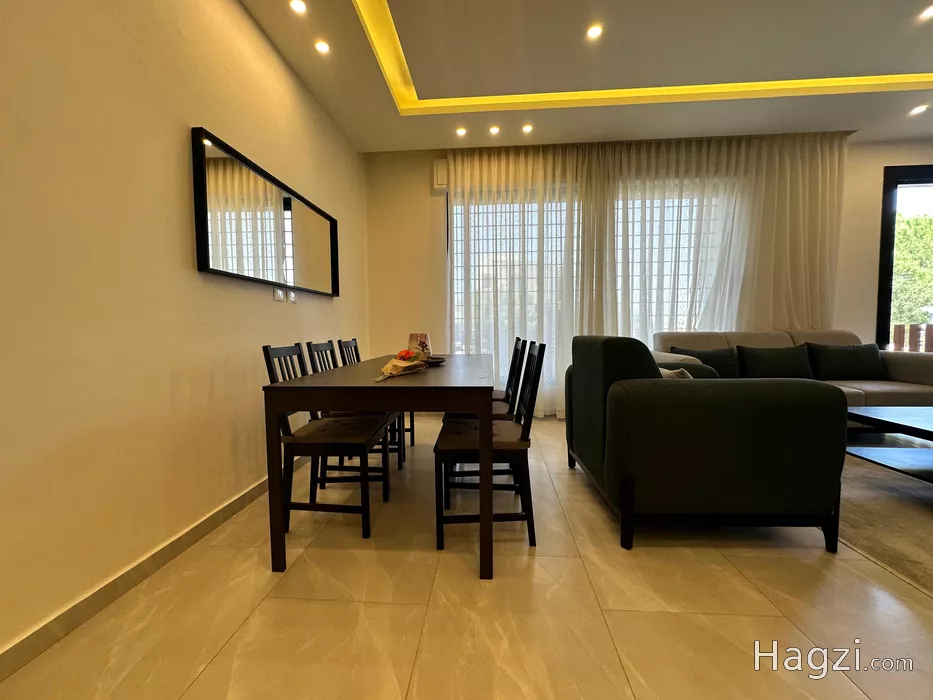 Image slider -  - main image