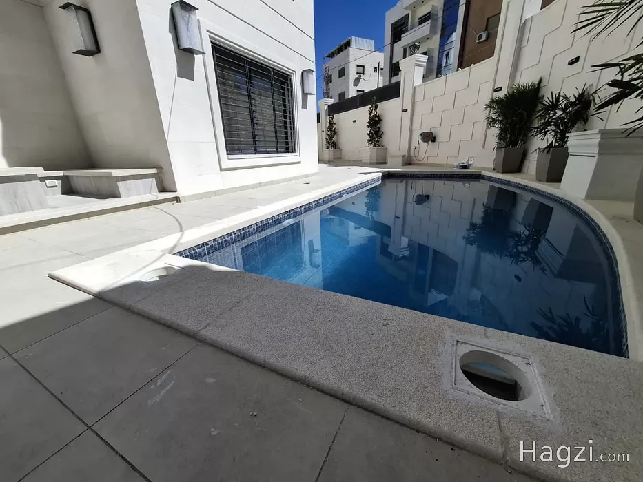 Image slider -  - main image