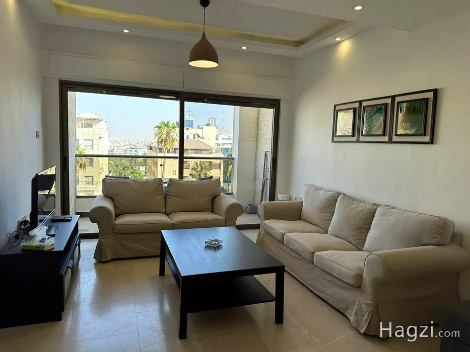 Image slider -  - main image