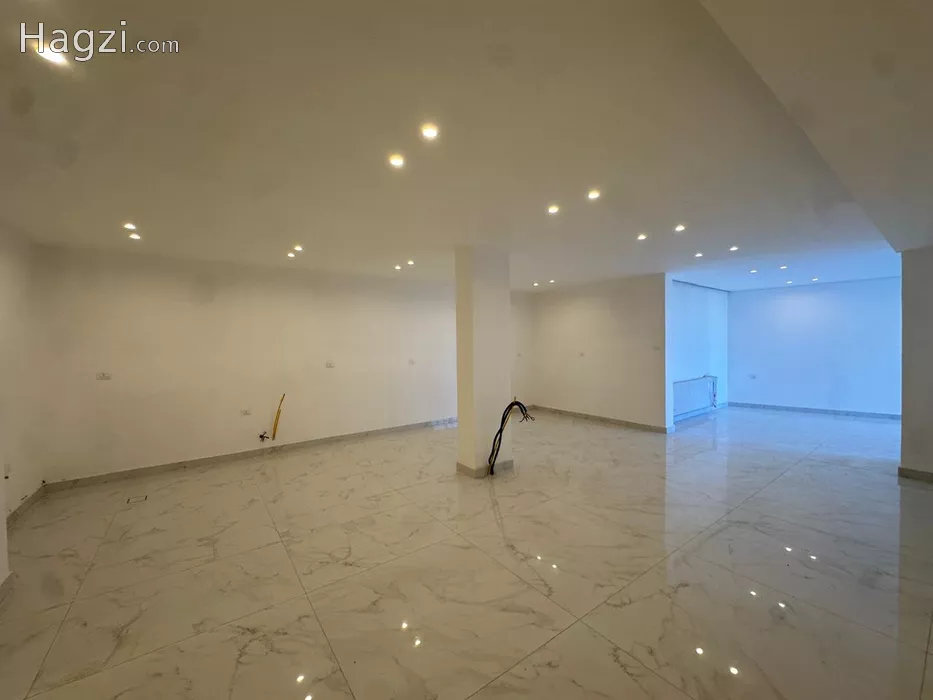 Image slider -  - main image