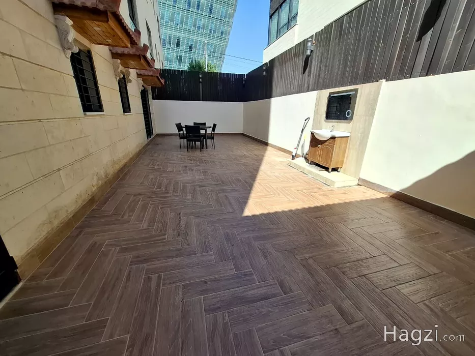 Image slider -  - main image