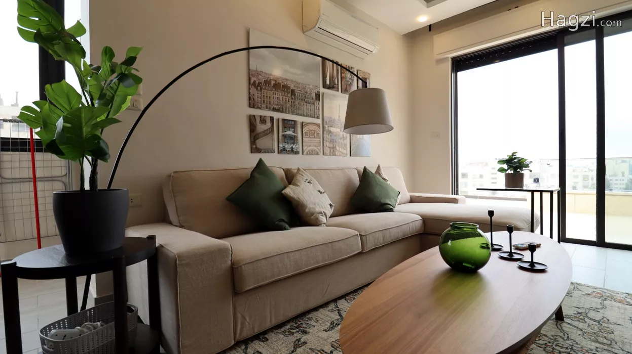 Image slider -  - main image