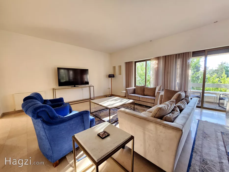 Image slider -  - main image