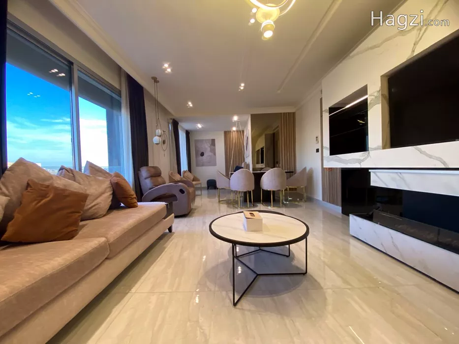 Image slider -  - main image