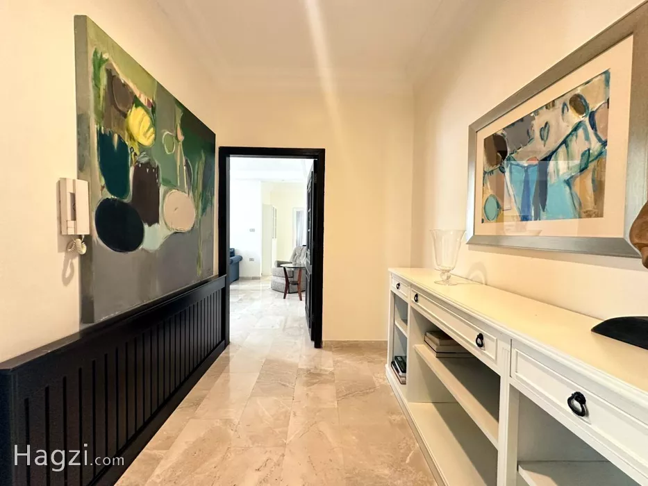 Image slider -  - main image