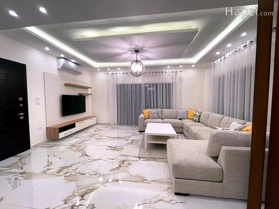 Image slider -  - main image