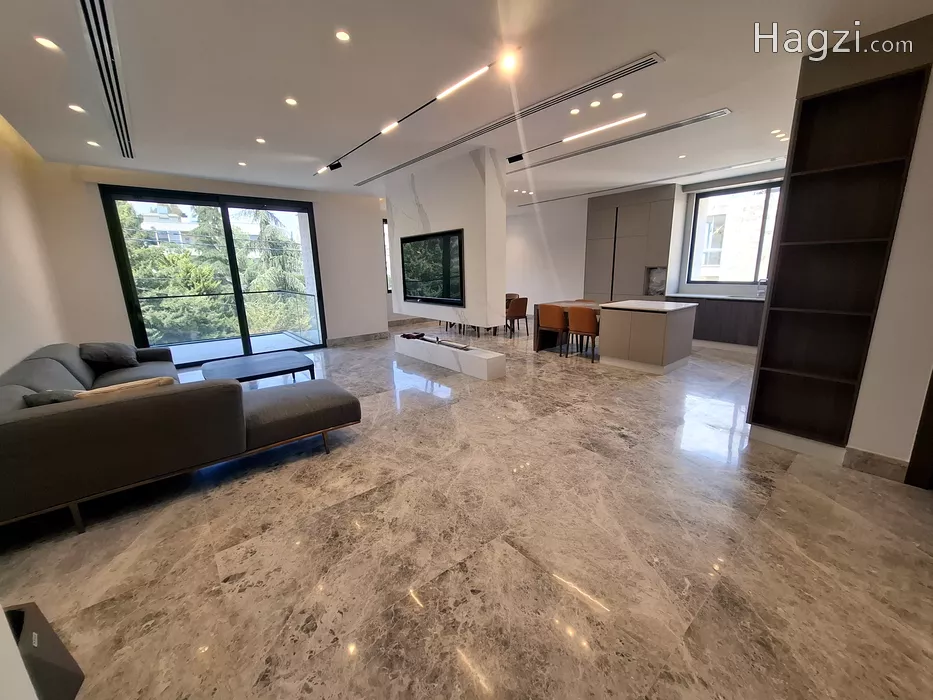 Image slider -  - main image