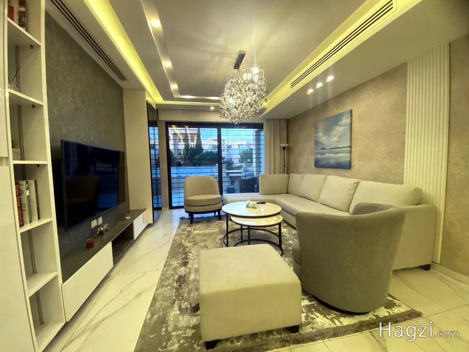 Image slider -  - main image