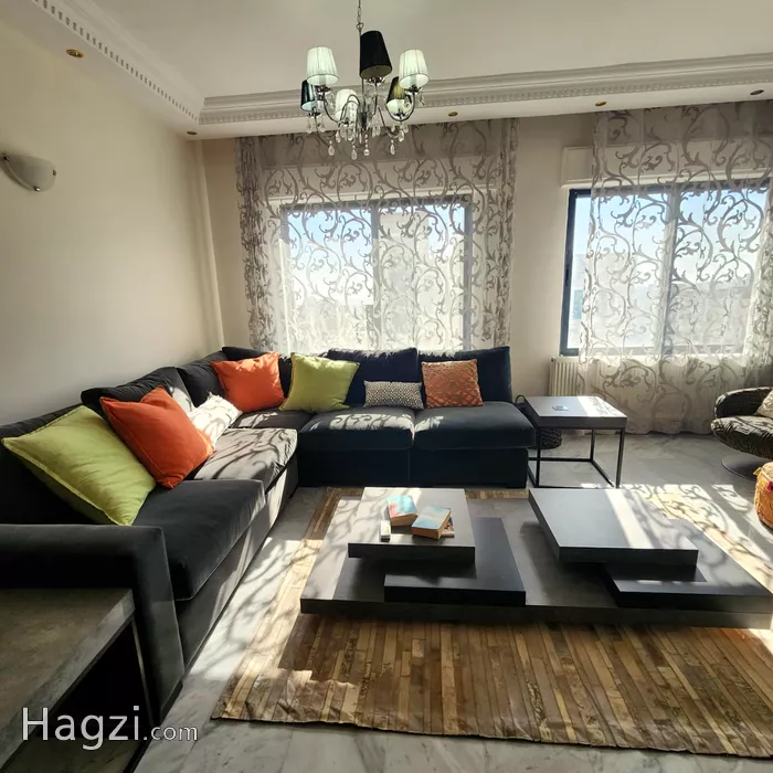 Image slider -  - main image