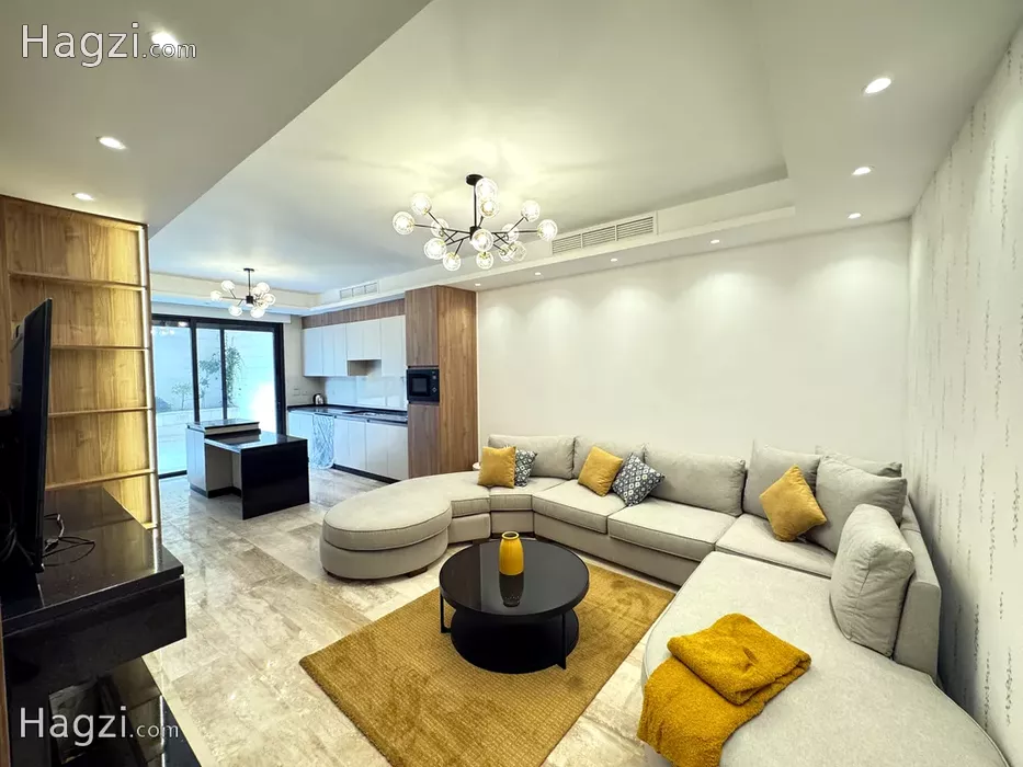 Image slider -  - main image